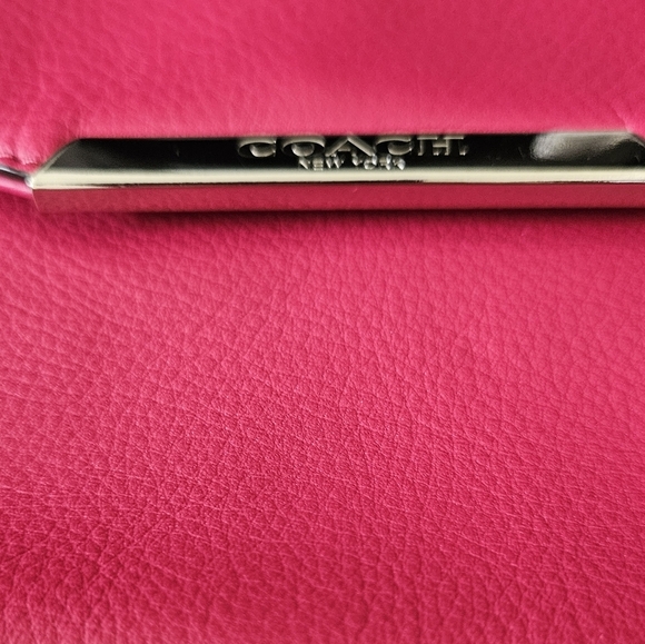 Coach pink berry leather mini flap crossbody bag handbag - Picture 14 of 14